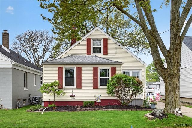 124 Hillcrest Rd, Tonawanda, NY 14150