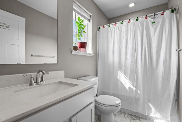 2163 Bay Drive, Lino Lakes, MN 55038