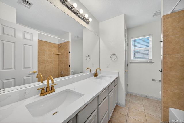 210 English Oaks, Boerne, TX 78006