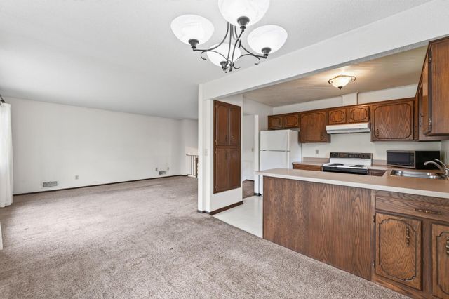 5326 Knox Avenue N, Brooklyn Center, MN 55430