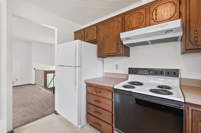 5326 Knox Avenue N, Brooklyn Center, MN 55430