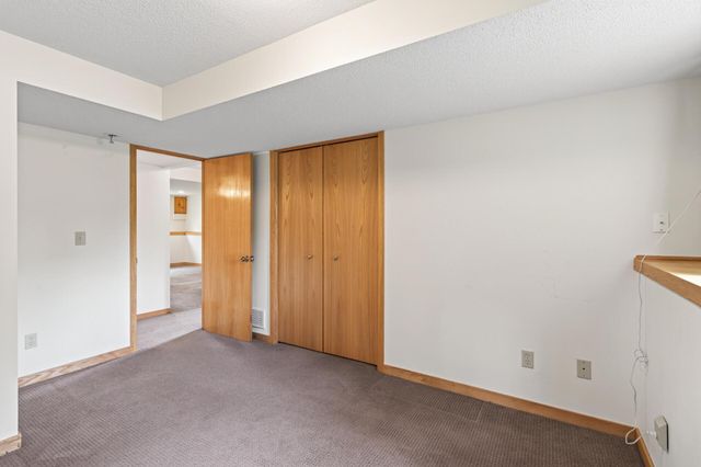 5326 Knox Avenue N, Brooklyn Center, MN 55430
