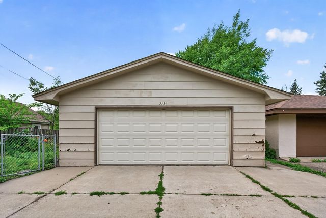 5326 Knox Avenue N, Brooklyn Center, MN 55430