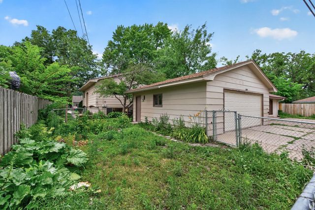 5326 Knox Avenue N, Brooklyn Center, MN 55430