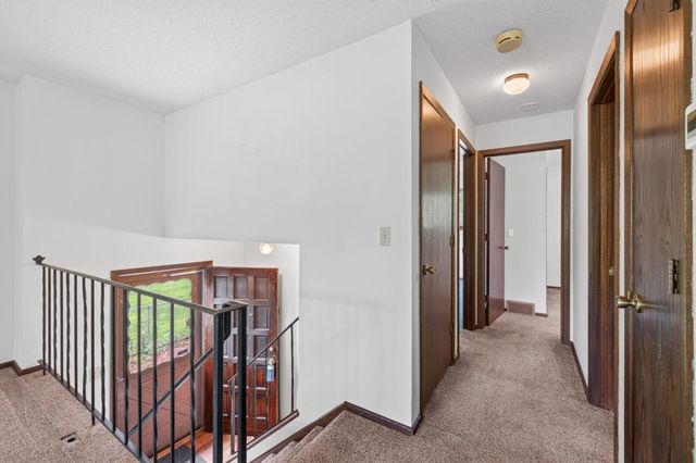5326 Knox Avenue N, Brooklyn Center, MN 55430