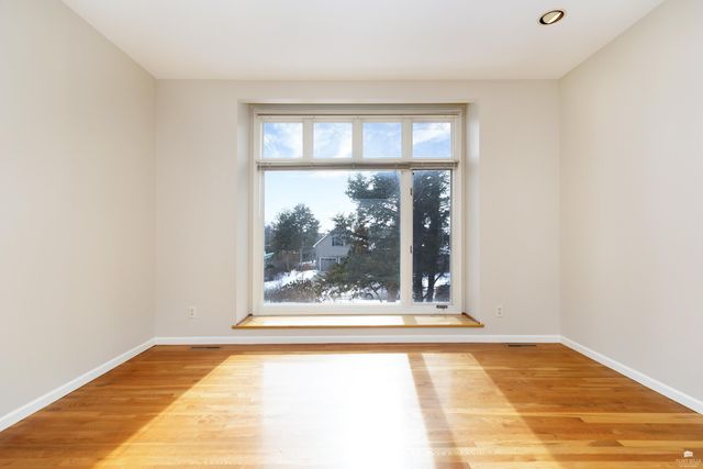 1900 Crescent Drive, Manhattan, KS 66503