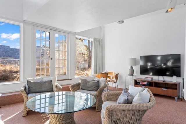 22 Old Harbor Lane, Oak Bluffs, MA 02557