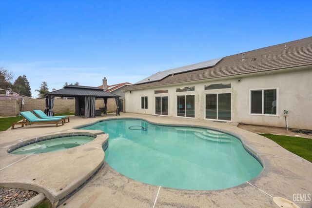 15503 Marty Avenue, Bakersfield, CA 93314