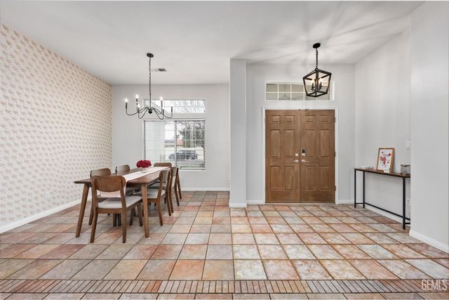 15503 Marty Avenue, Bakersfield, CA 93314