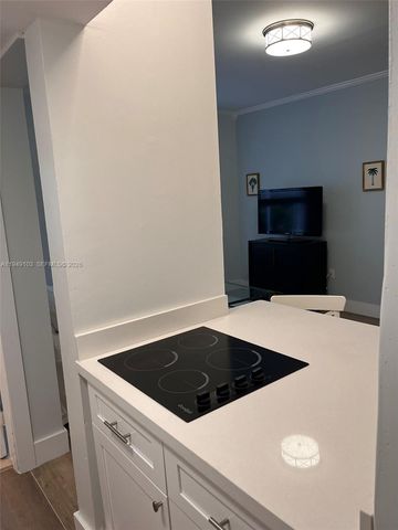 750 Pennsylvania Ave 4, Miami Beach, FL 33139