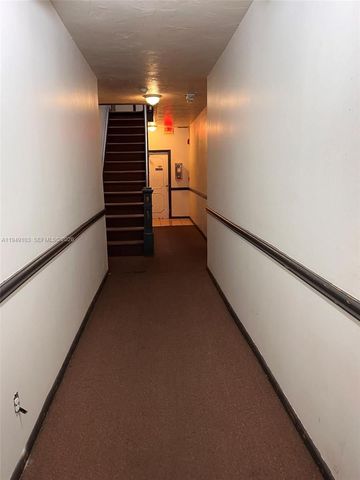 750 Pennsylvania Ave 4, Miami Beach, FL 33139