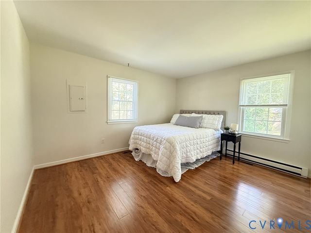 8708 Midway Rd, Henrico, VA 23229