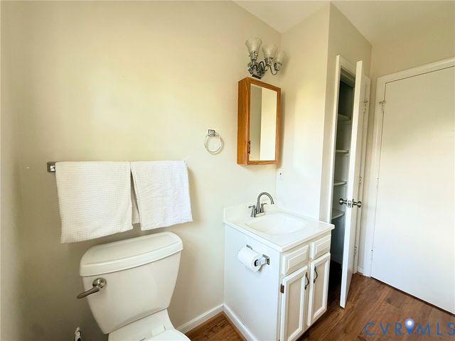 8708 Midway Rd, Henrico, VA 23229