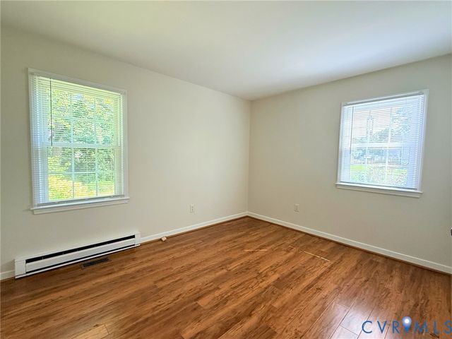 8708 Midway Rd, Henrico, VA 23229