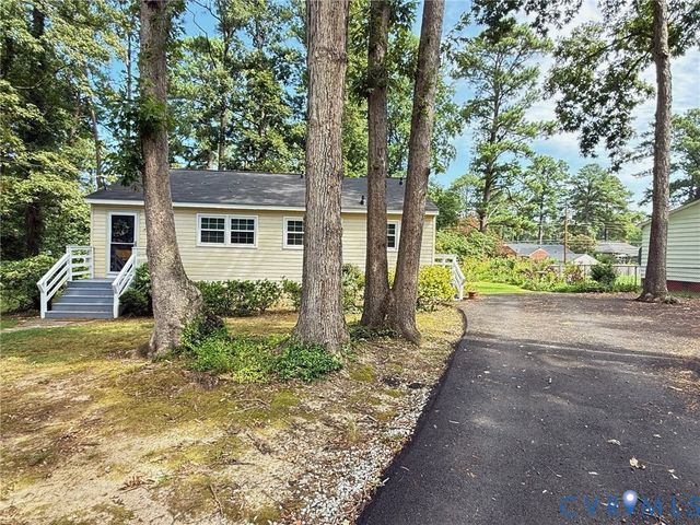 8708 Midway Rd, Henrico, VA 23229
