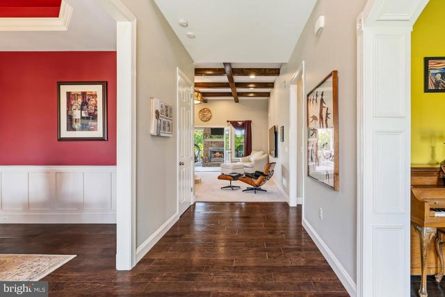 140 WOODS EDGE DR, Hummelstown, PA 17036