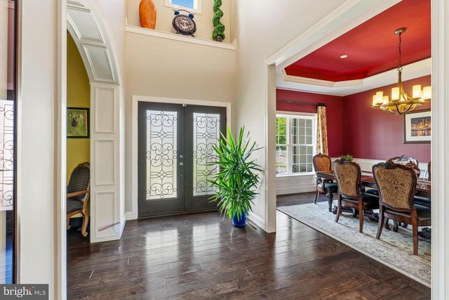 140 WOODS EDGE DR, Hummelstown, PA 17036