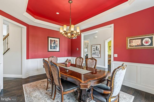 140 WOODS EDGE DR, Hummelstown, PA 17036