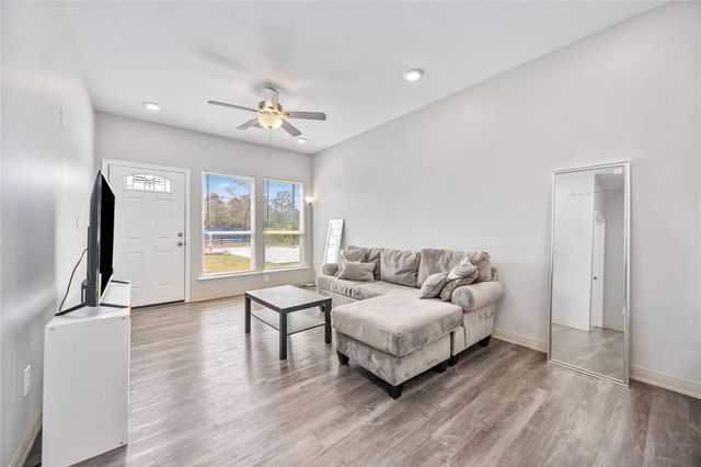 8009 Sterlingshire Street B, Houston, TX 77078