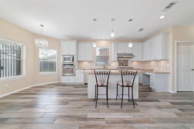 15319 Leila Bend Drive, Houston, TX 77082