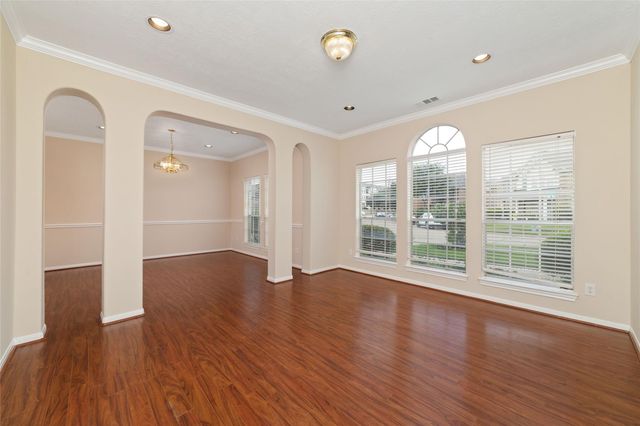 15319 Leila Bend Drive, Houston, TX 77082