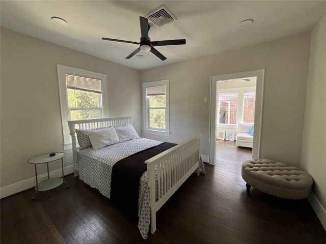 1911 Bissonnet Street, Houston, TX 77005