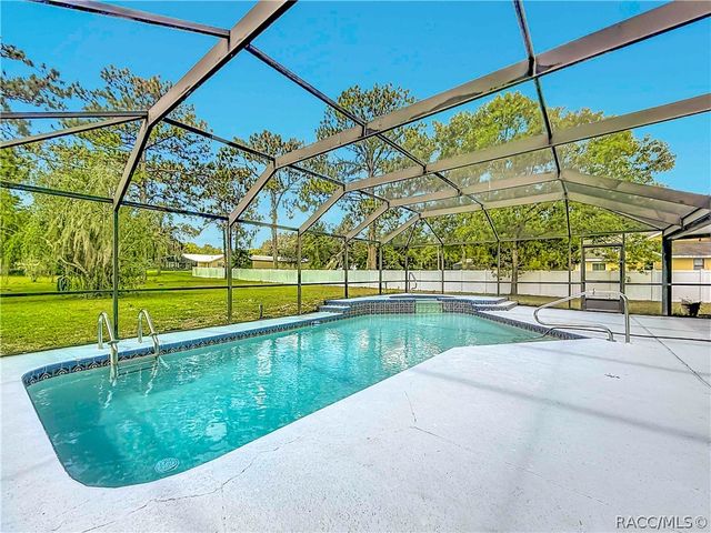2016 W Melline Lane, Lecanto, FL 34461