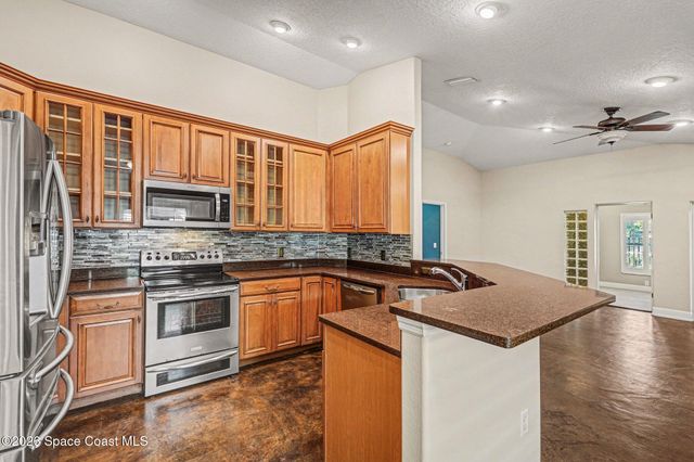 150 Roosevelt Avenue B, Satellite Beach, FL 32937