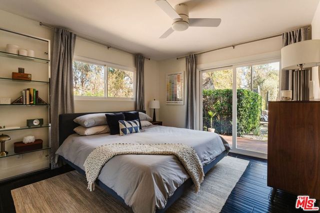 3126 Oakcrest Drive, Los Angeles, CA 90068