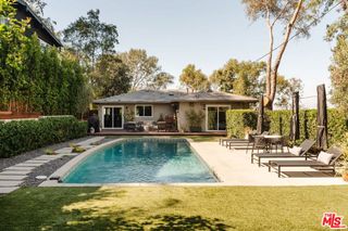 3126 Oakcrest Drive, Los Angeles, CA 90068
