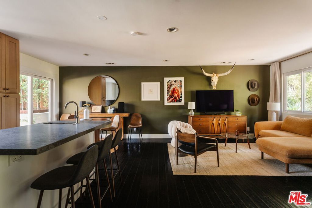 3126 Oakcrest Drive, Los Angeles, CA 90068 — photo 3