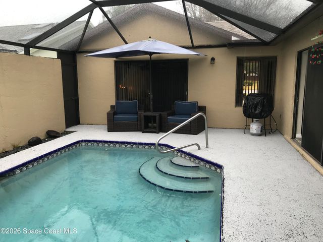 594 Pine Forest Court, Melbourne, FL 32940