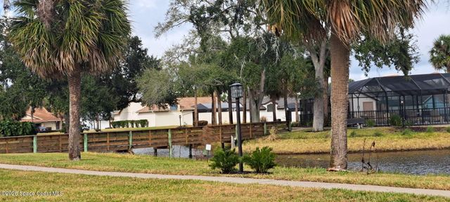 594 Pine Forest Court, Melbourne, FL 32940