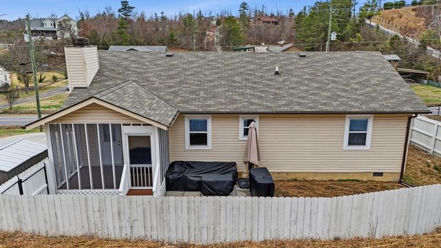 8218 Bill Reed Road, Ooltewah, TN 37363