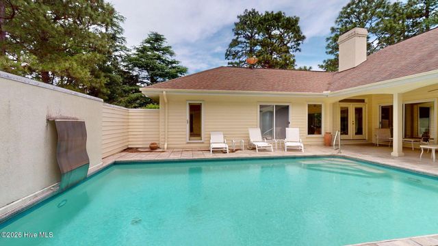 88 Mcmichael Drive, Pinehurst, NC 28374