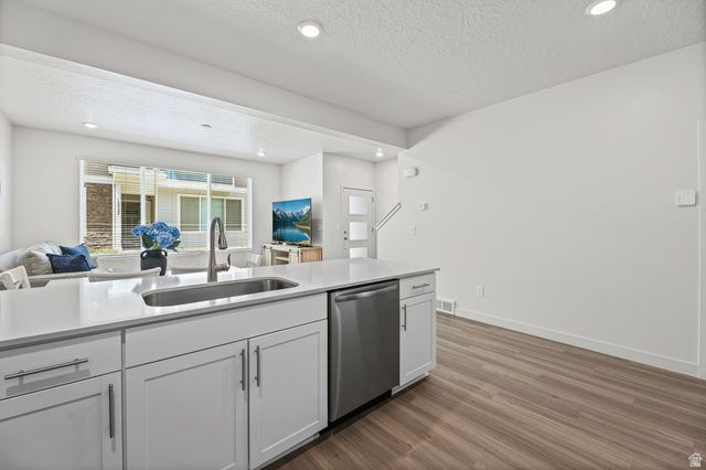 15524 S DEMOCRACY, Bluffdale, UT 84065
