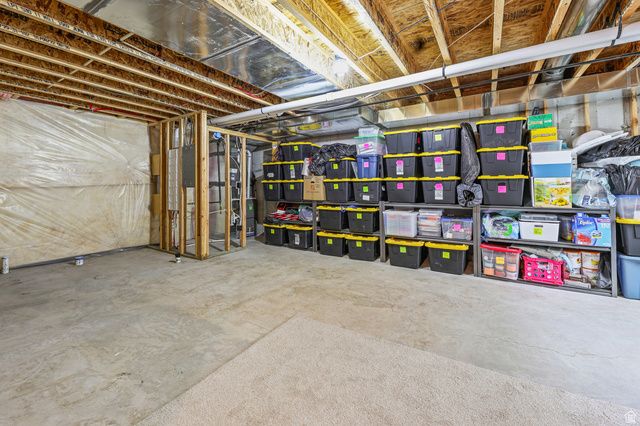 15524 S DEMOCRACY, Bluffdale, UT 84065