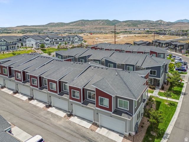 15524 S DEMOCRACY, Bluffdale, UT 84065
