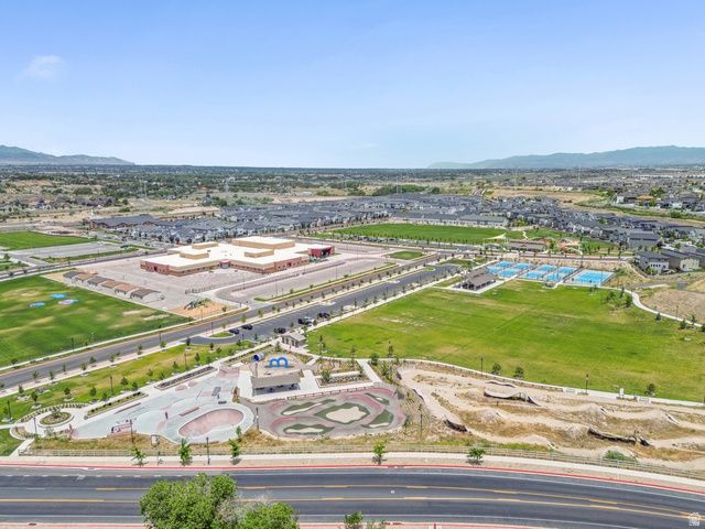 15524 S DEMOCRACY, Bluffdale, UT 84065