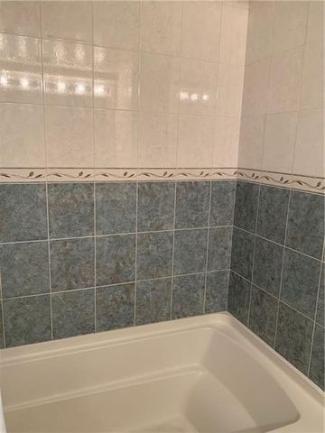 250 Jacaranda Drive 203, Plantation, FL 33324