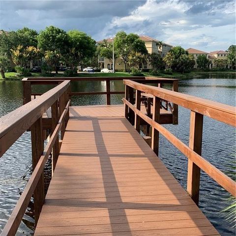 250 Jacaranda Drive 203, Plantation, FL 33324