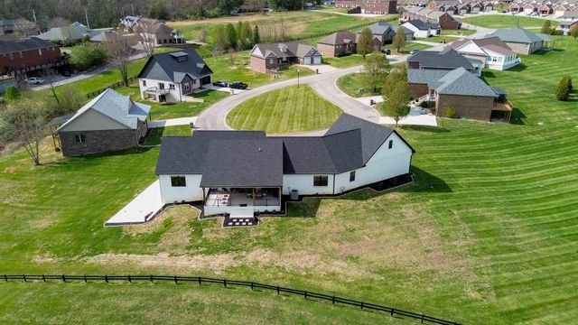 297 W Saddlebrook Drive, Somerset, KY 42503