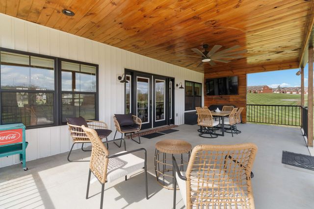 297 W Saddlebrook Drive, Somerset, KY 42503