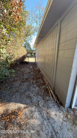 10335 HAVERFORD Road, Jacksonville, FL 32218