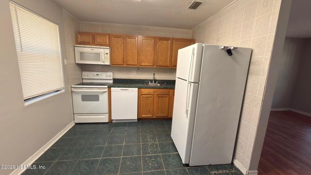 10335 HAVERFORD Road, Jacksonville, FL 32218