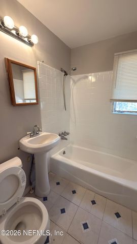 10335 HAVERFORD Road, Jacksonville, FL 32218