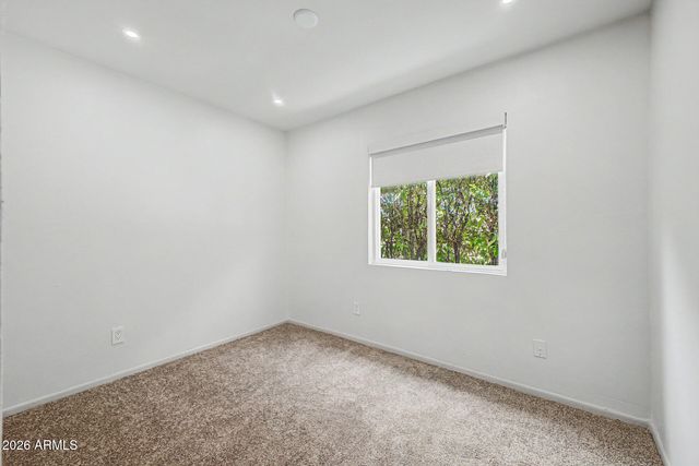 7023 W CYPRESS Street, Phoenix, AZ 85035