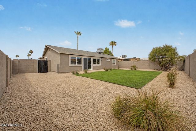 7023 W CYPRESS Street, Phoenix, AZ 85035