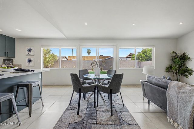 7023 W CYPRESS Street, Phoenix, AZ 85035