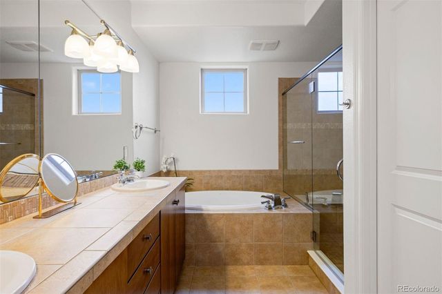 89 N Rampart Way 402, Denver, CO 80230